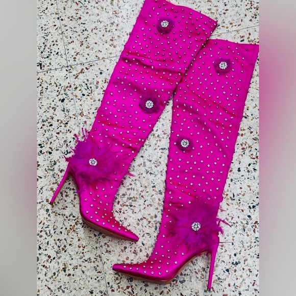 Azalea Wang Shoes - AZALEA WANG TARYN FUCHSIA SATIN FEATHER FLOWER BOOT Size 11